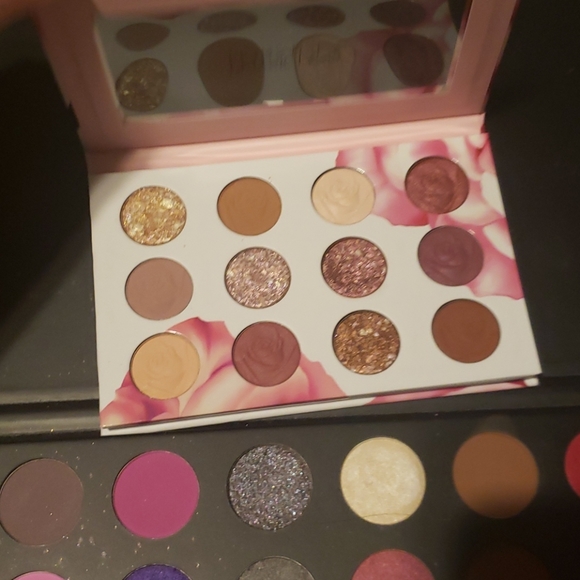 Drugstore mauve eyeshadow bundle - Picture 3 of 5